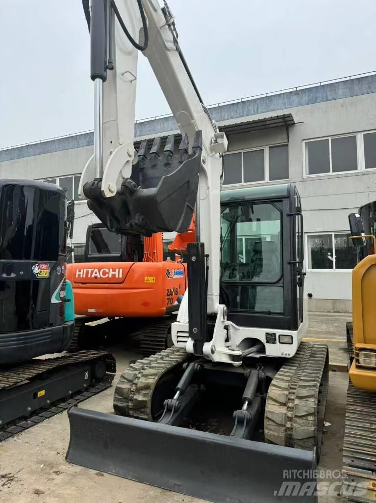 Bobcat 337 Mini pelle < 7t
