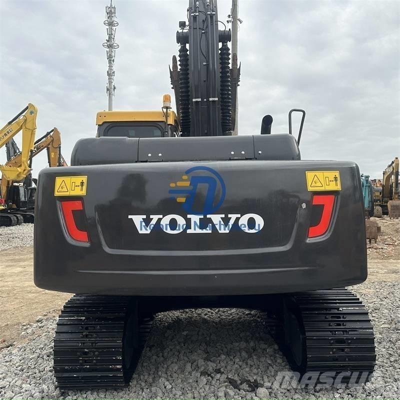 Volvo EC210 Pelle sur chenilles