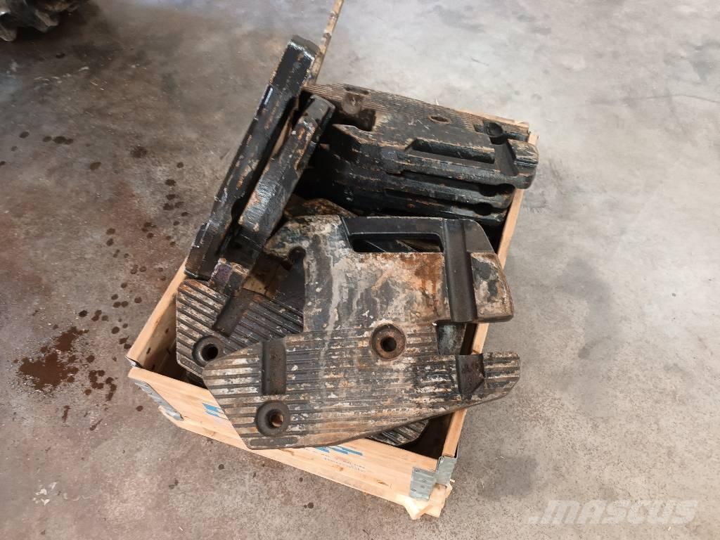 Valtra etupainot Masse avant