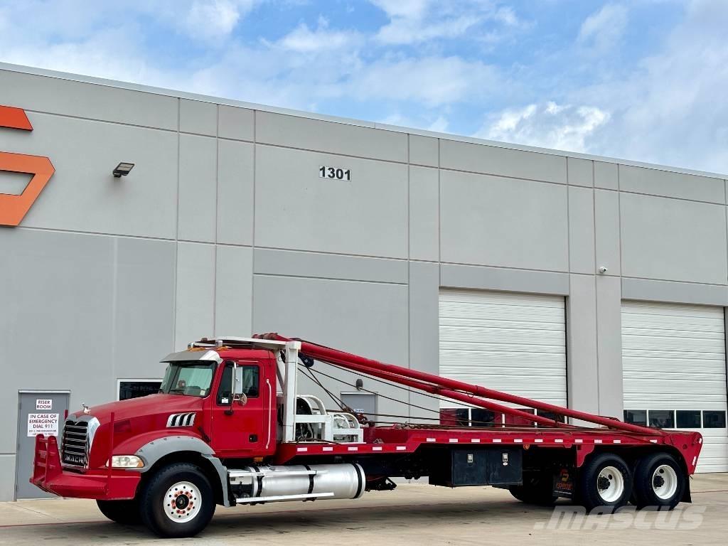 Mack GU813 Camion dépannage