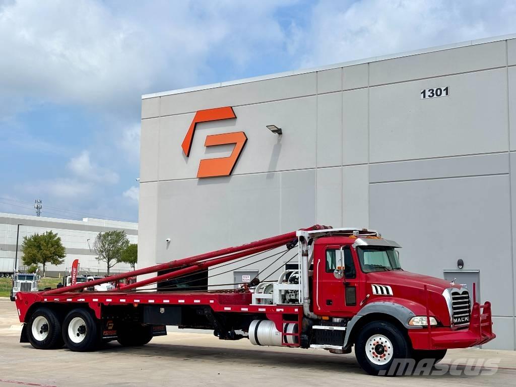 Mack GU813 Camion dépannage