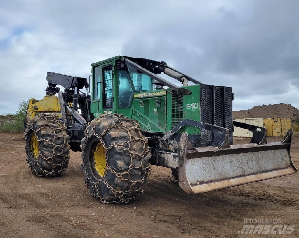 John Deere 748 H Débusqueur