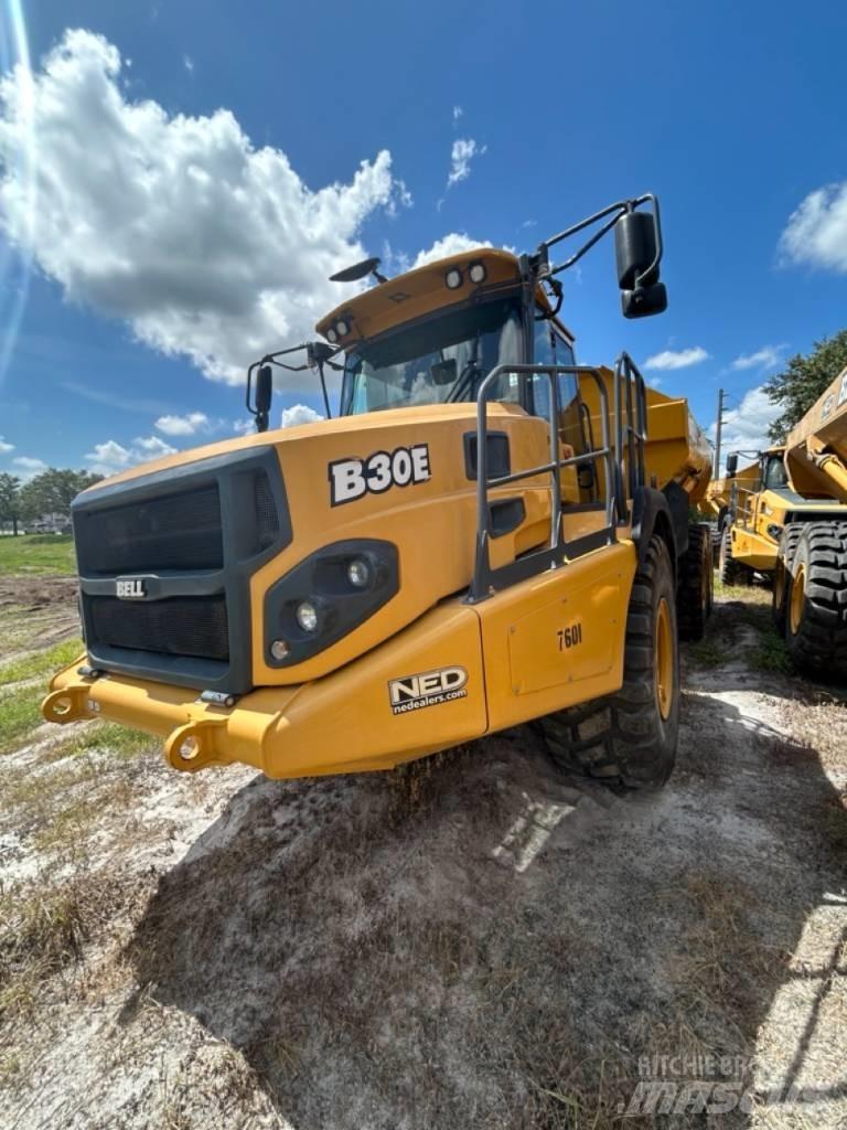 Bell B30E Tombereau articulé