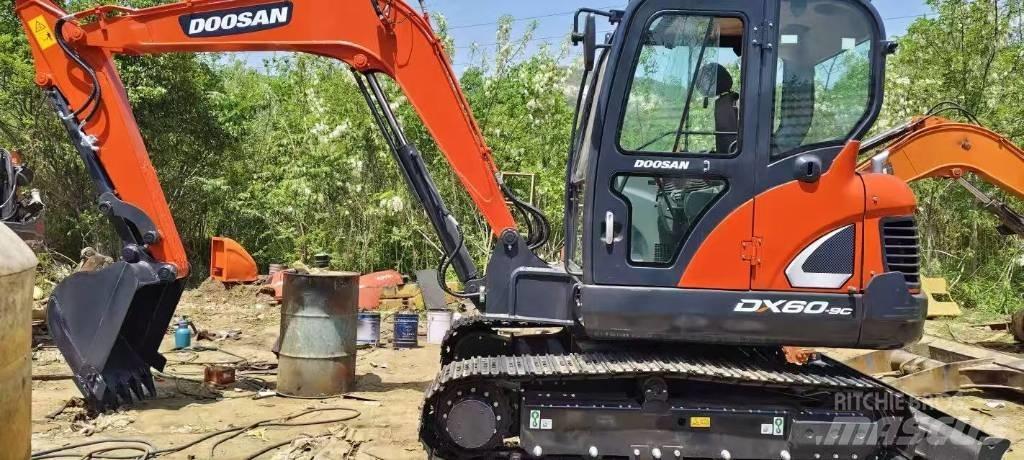 Doosan DX60 Mini pelle < 7t
