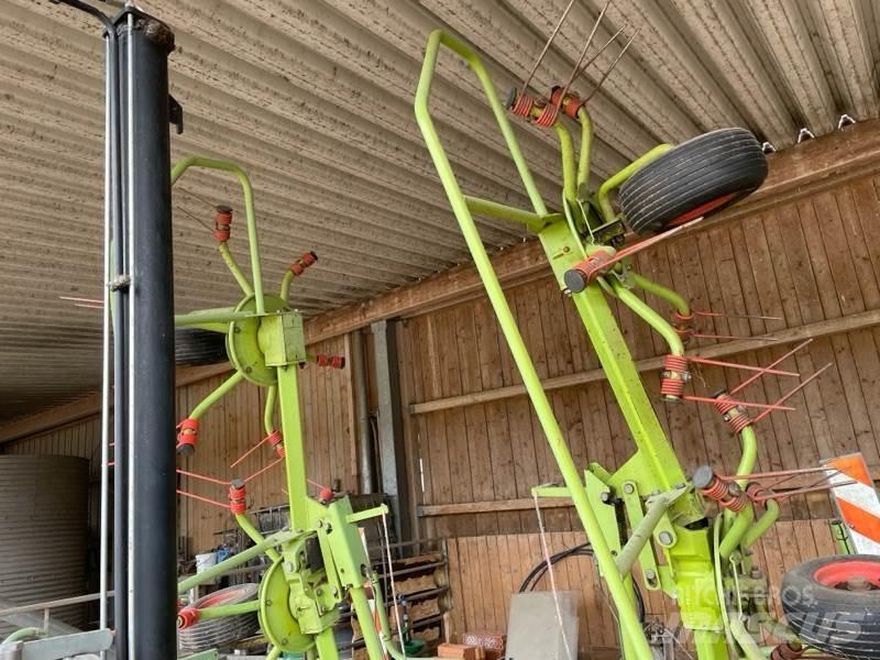 CLAAS Volto 670 Rateau faneur