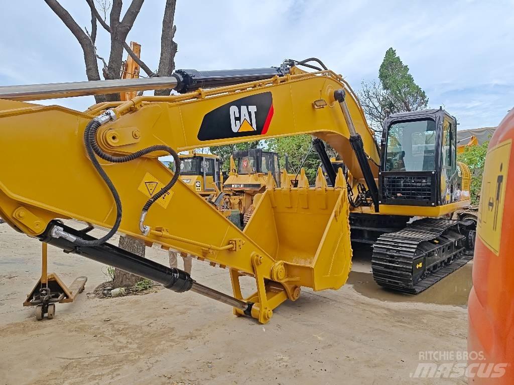 CAT 330D 2L Pelle sur chenilles