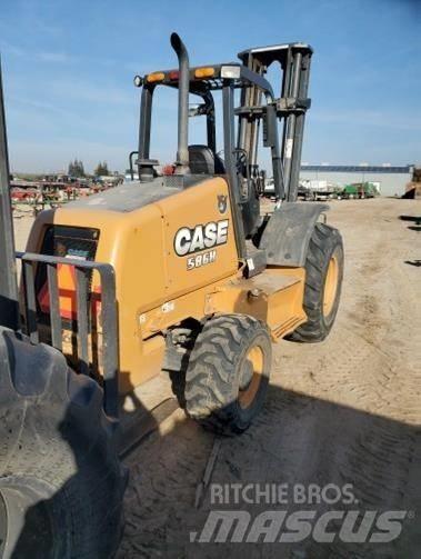 CASE 586H Chariot tout terrain