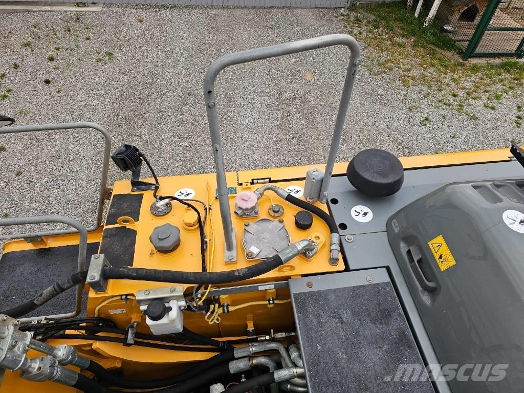 Liebherr R 922 LC Pelle sur chenilles