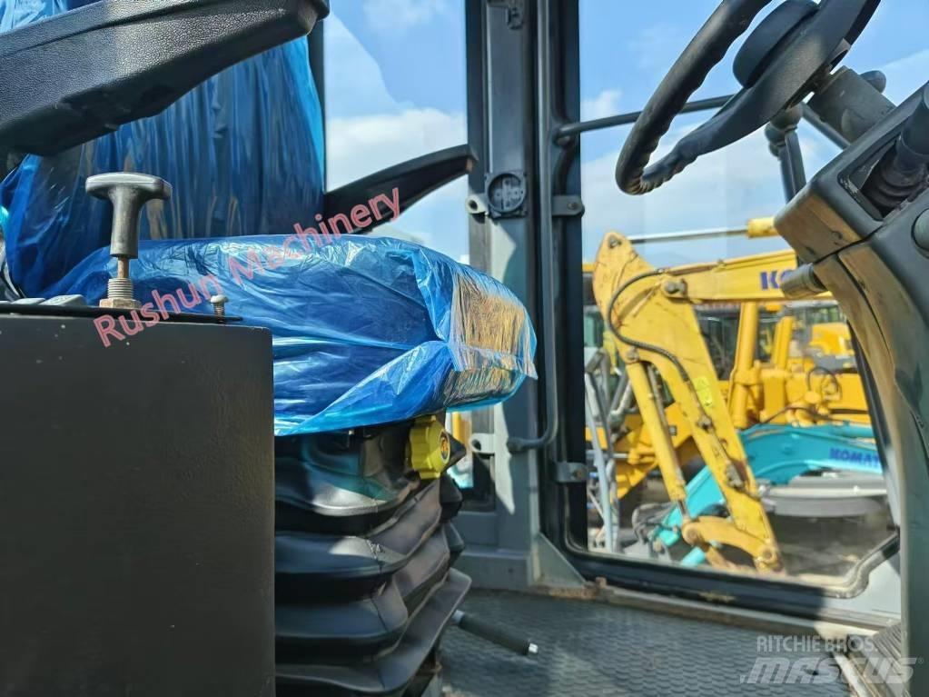 XCMG GR 180 Niveleuse