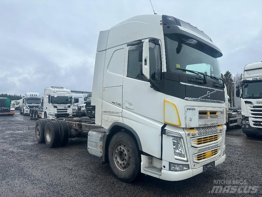 Volvo FH13 540 6x2*4 Châssis cabine