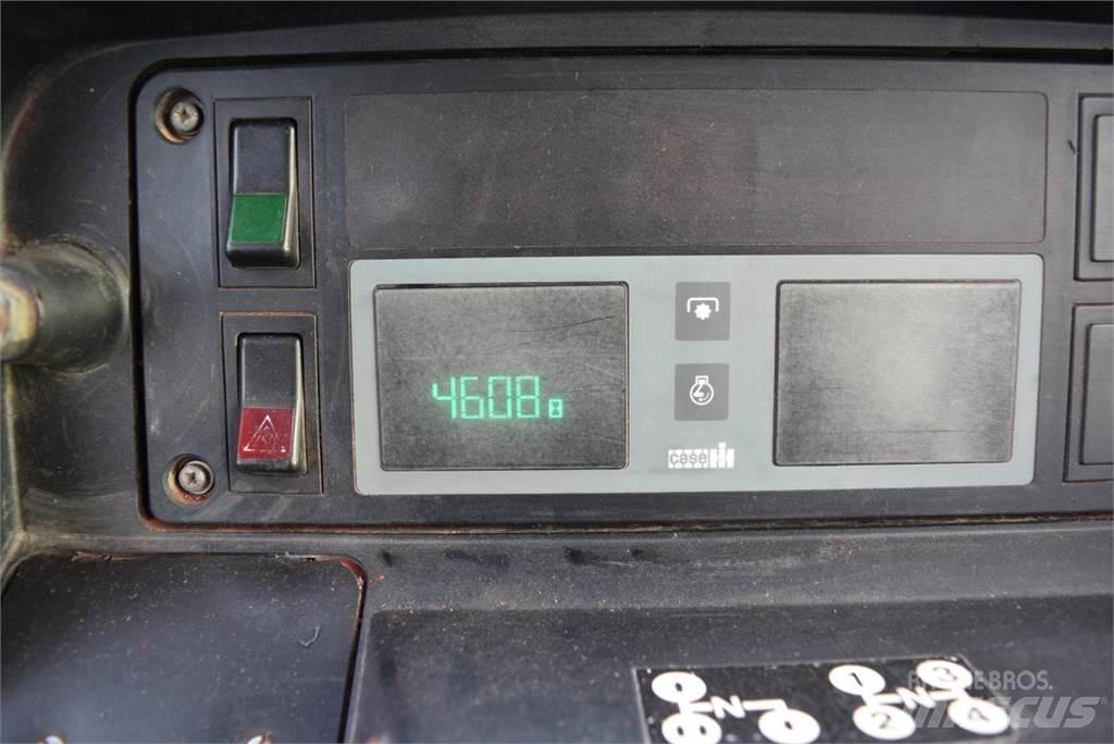 Case IH 840 Tracteur