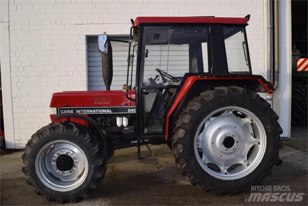 Case IH 840 Tracteur