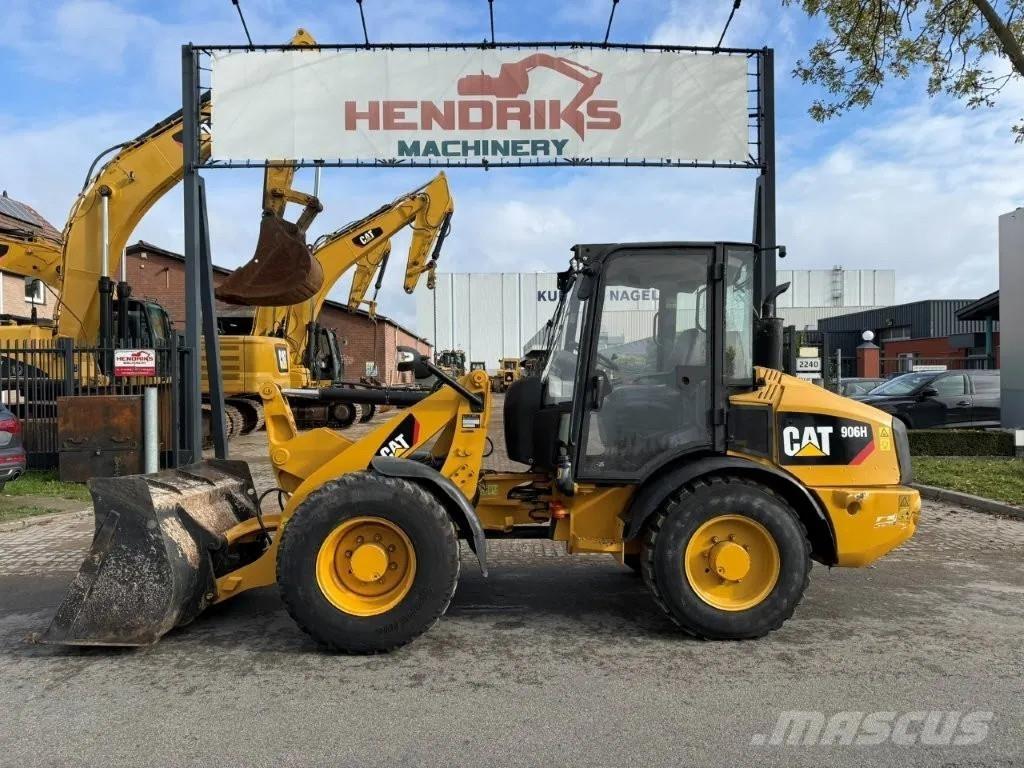 CAT 906H Chargeuse sur pneus
