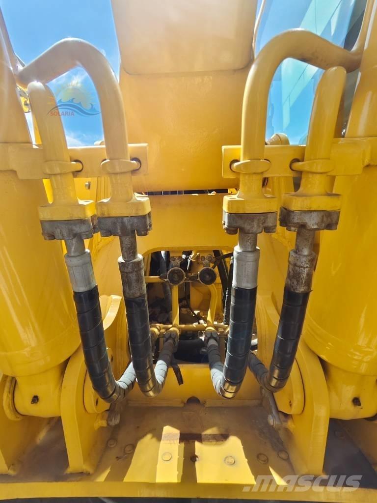 Komatsu PC 220-8 Pelle sur chenilles