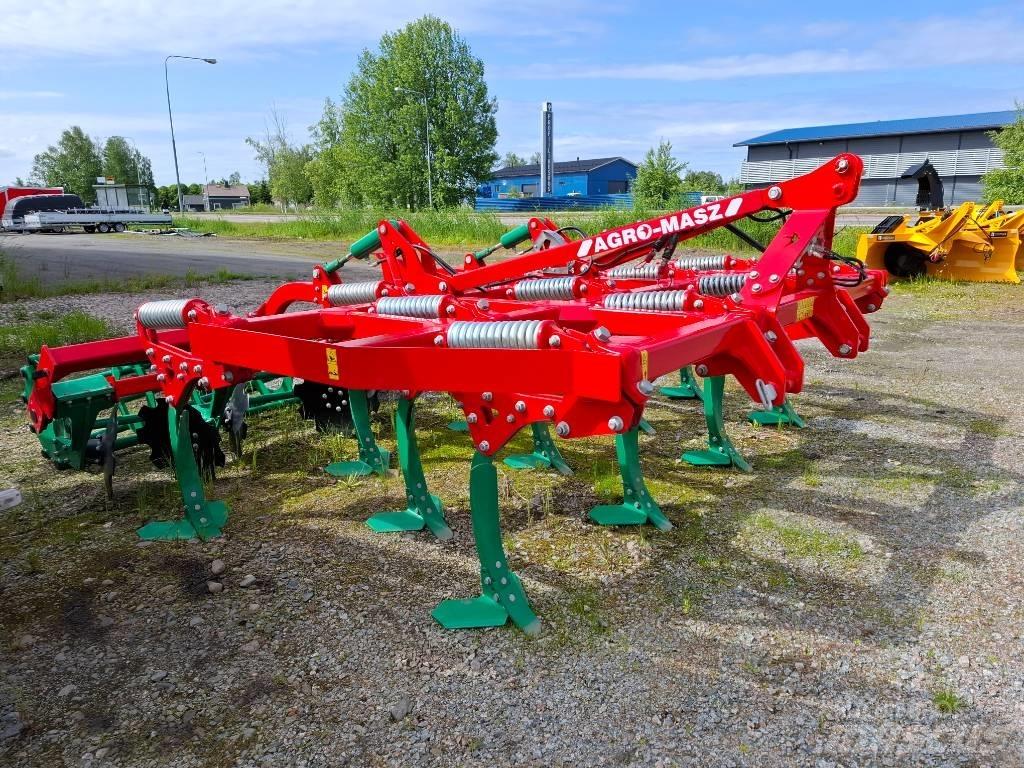 Agro-Masz Runner 35 Déchaumeur, cultivateur