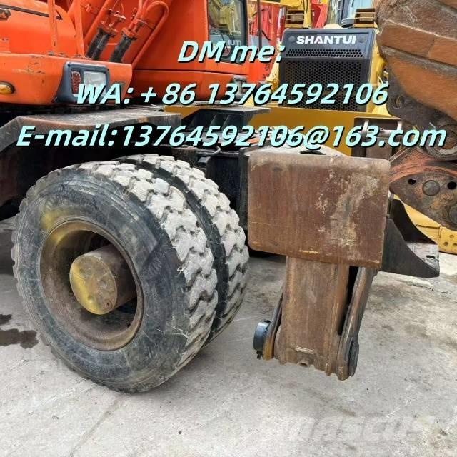 Doosan DH 210 W-7 Pelle sur pneus
