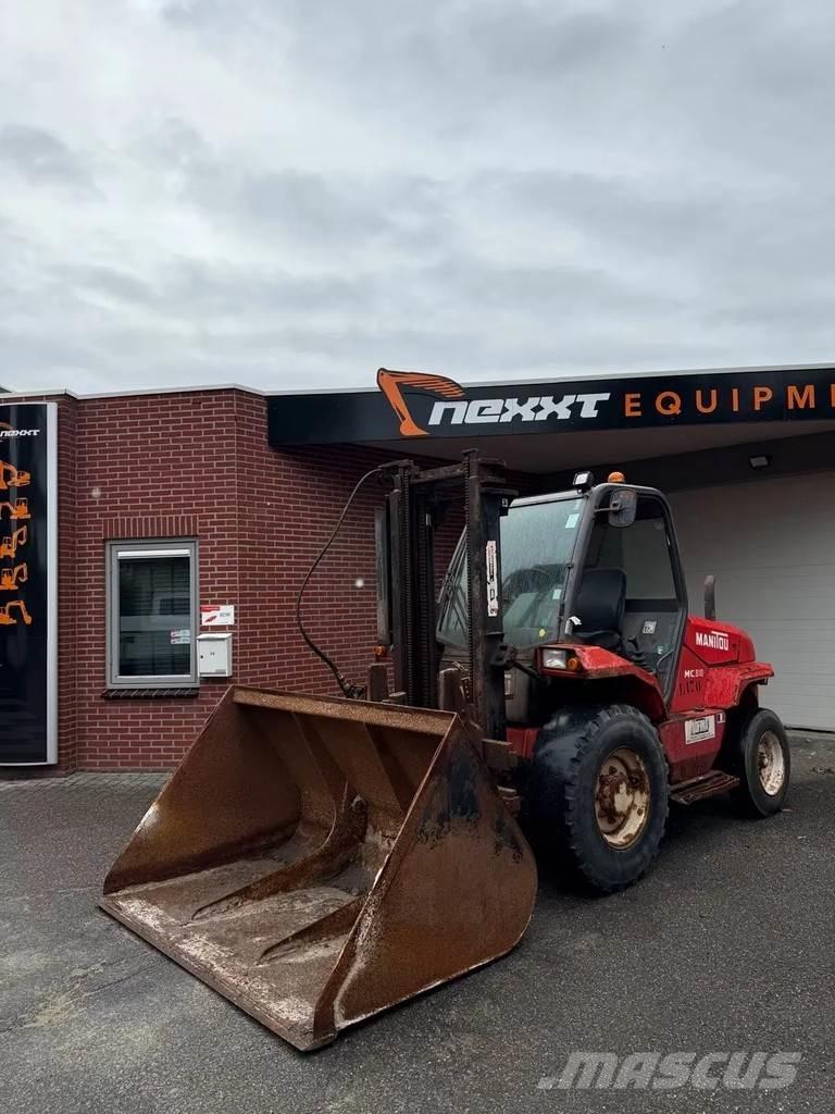 Manitou MC 30 D Chariot tout terrain