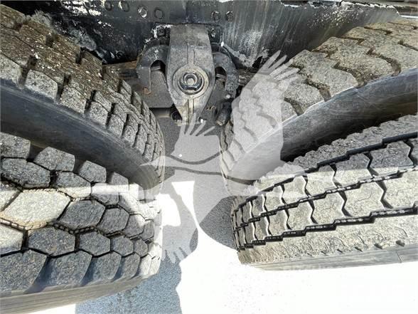 Altec D4065TR Camion nacelle