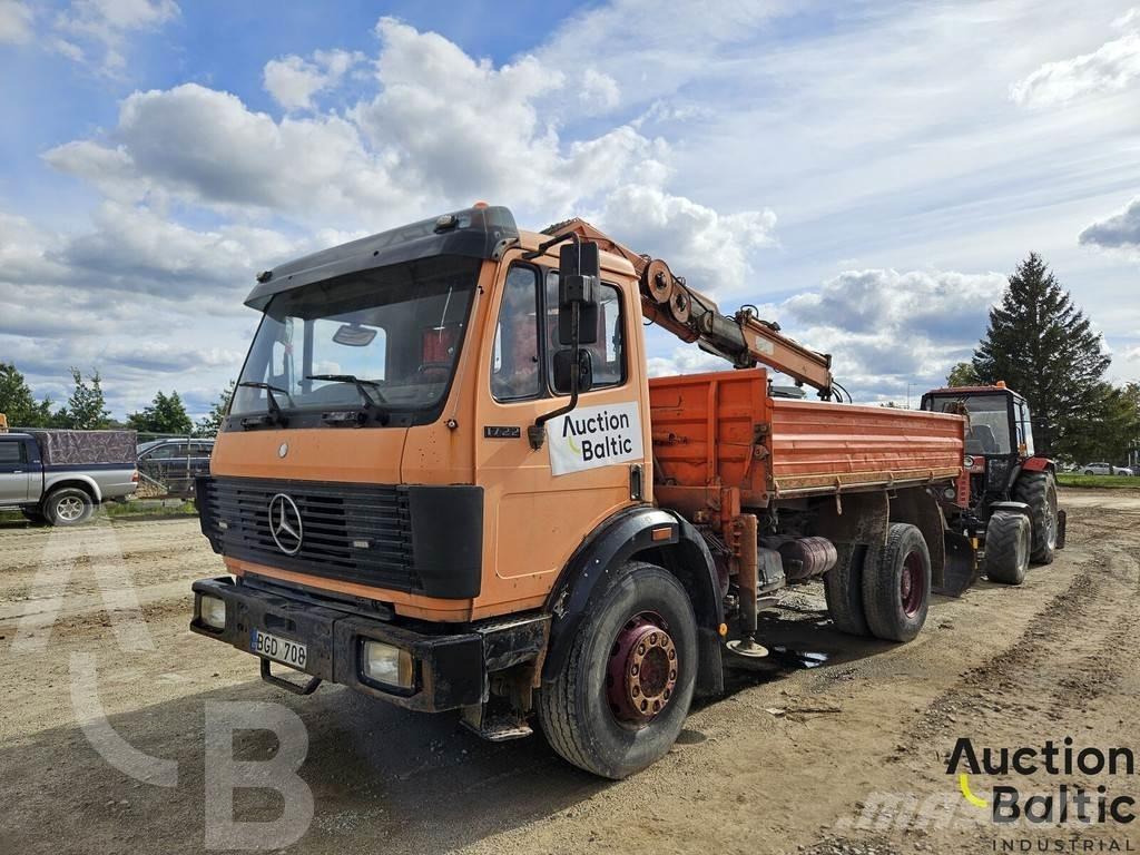 Mercedes-Benz 1722 Camion benne