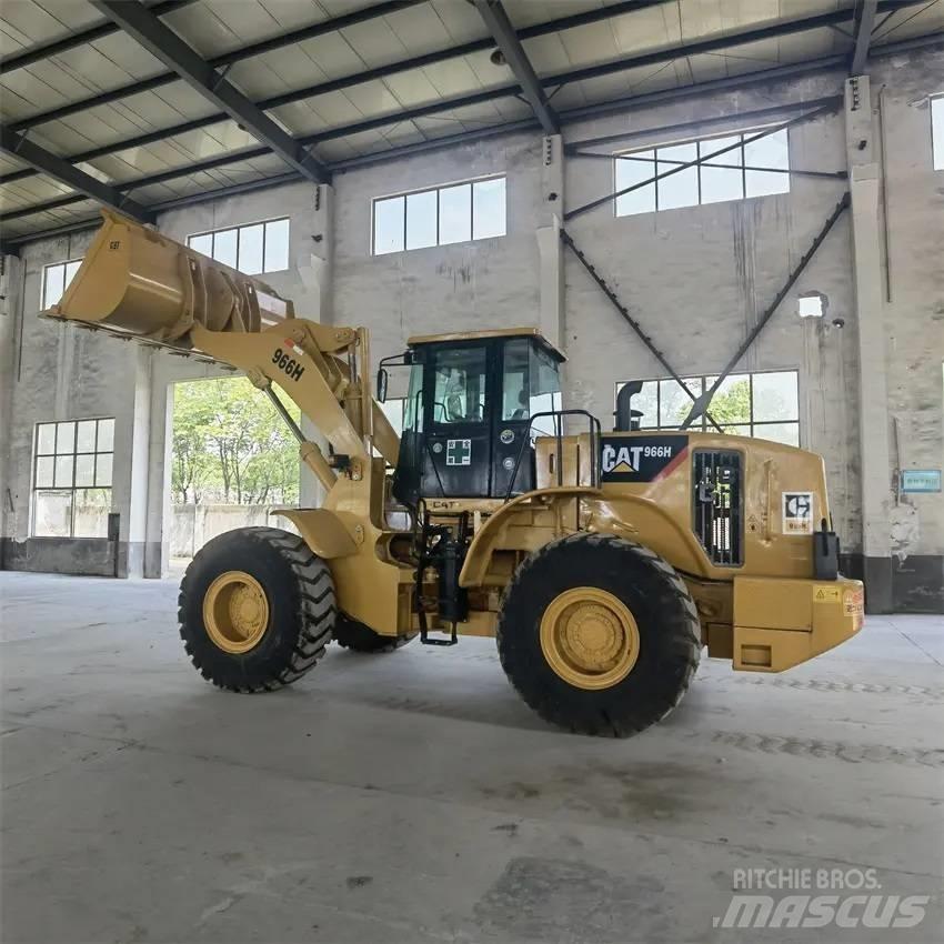 CAT 966H Chargeuse sur pneus