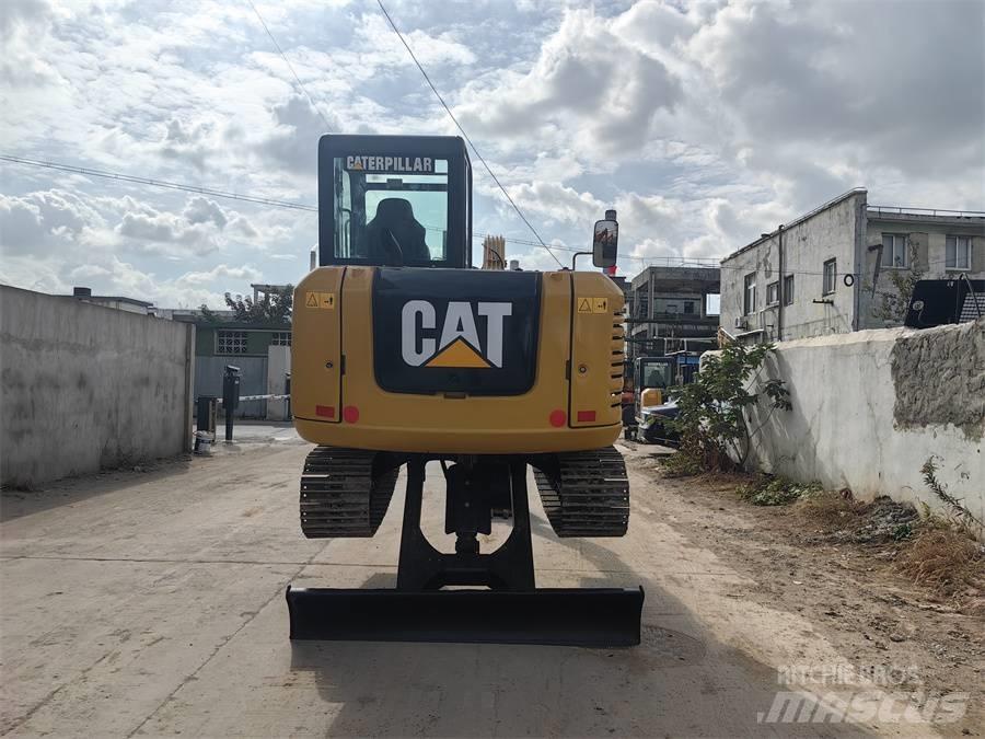 CAT 305.5E Pelle sur chenilles