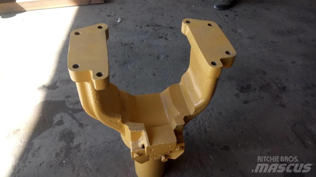 CAT 245 Châssis et suspension