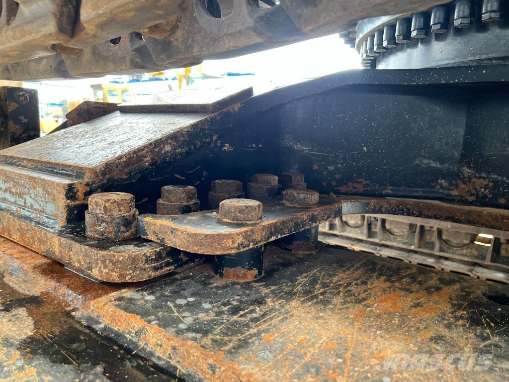 CAT 352F Pelle sur chenilles