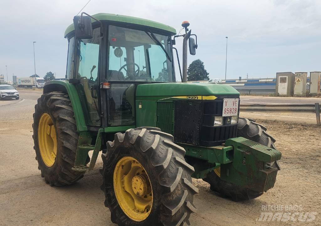 John Deere 6210 Tracteur