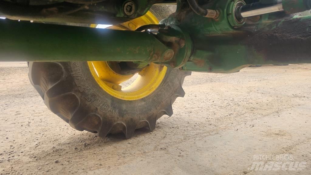 John Deere 6210 Tracteur