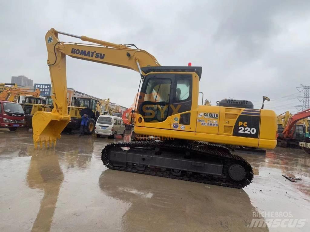 Komatsu PC 220-8 Pelle sur chenilles