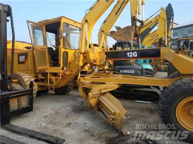 CAT 12G Niveleuse
