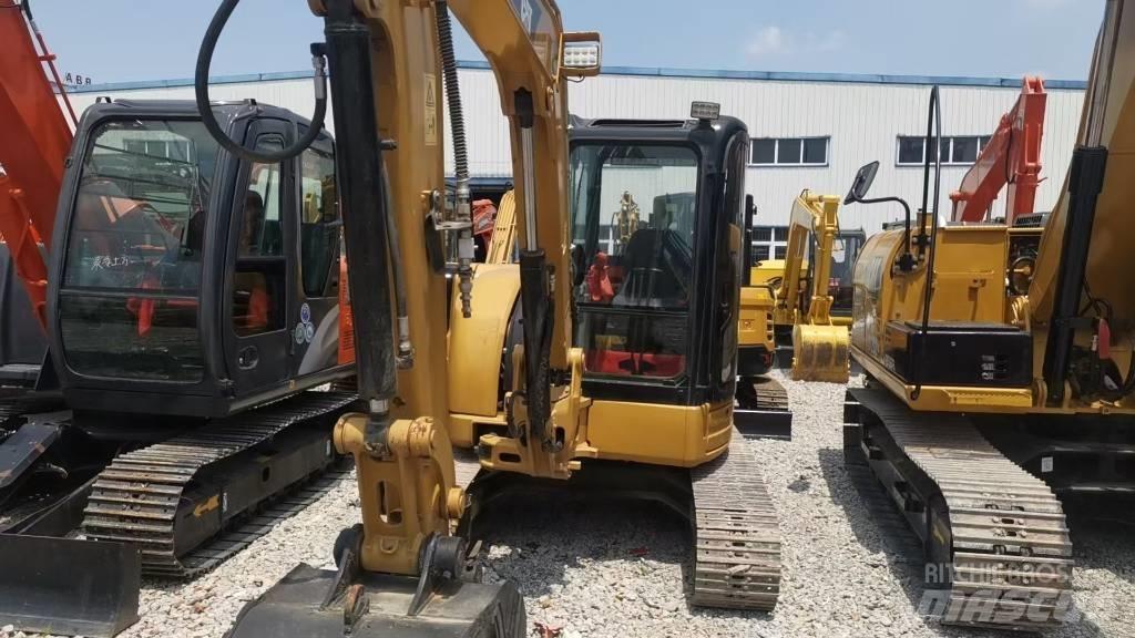 CAT 305 Pelle sur chenilles
