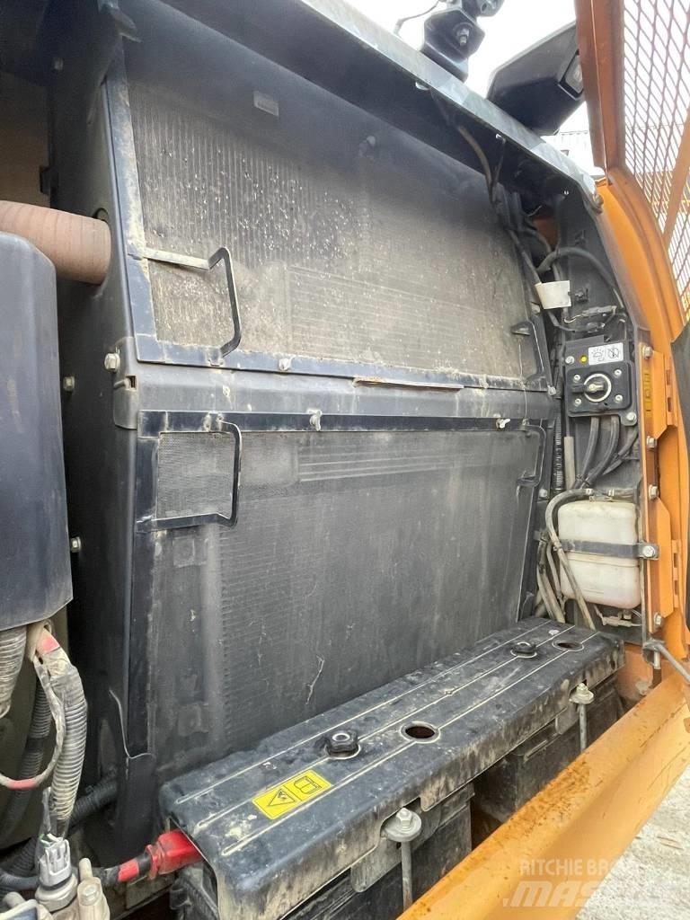 CASE CX 210 D Pelle sur chenilles