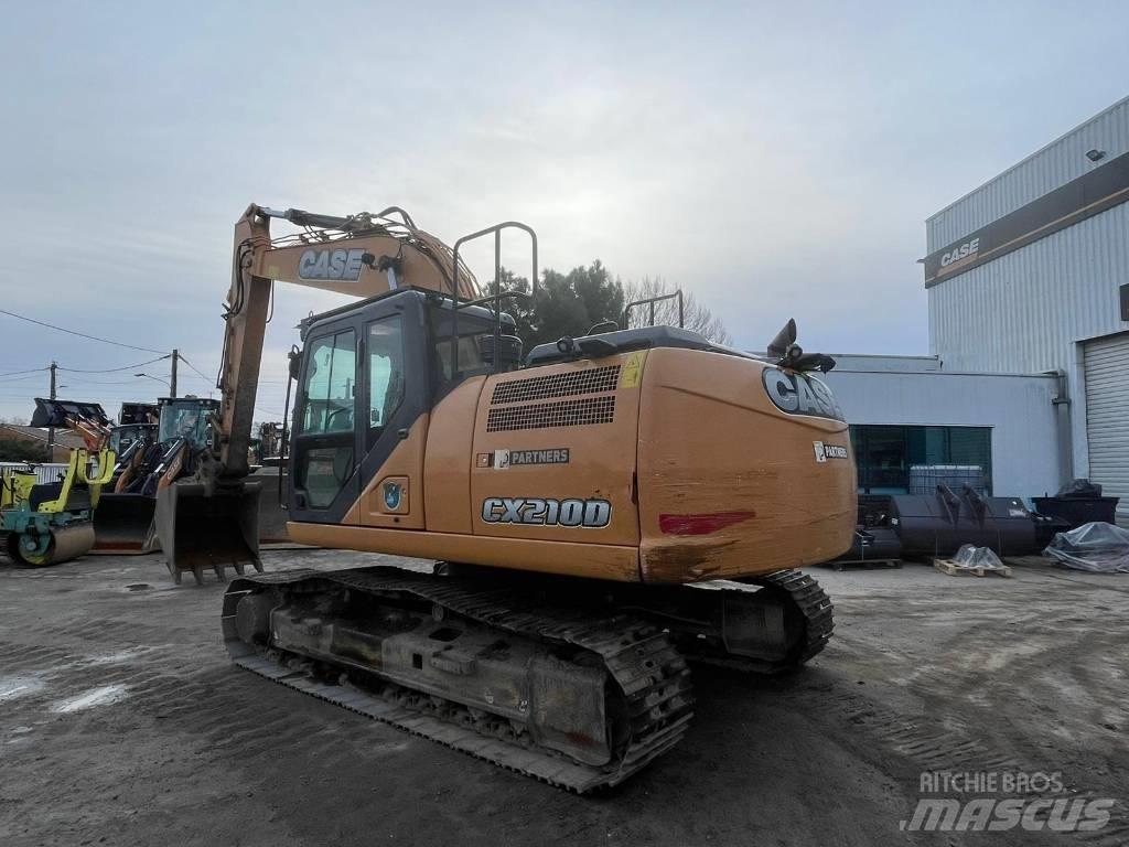 CASE CX 210 D Pelle sur chenilles