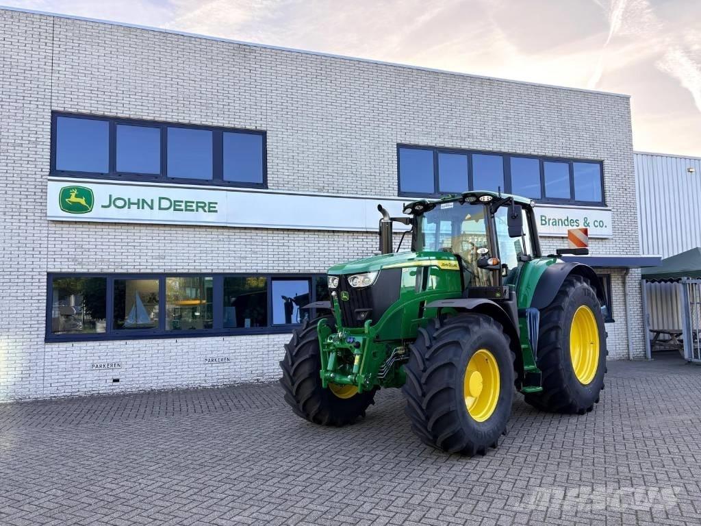 John Deere 6M200 Tracteur