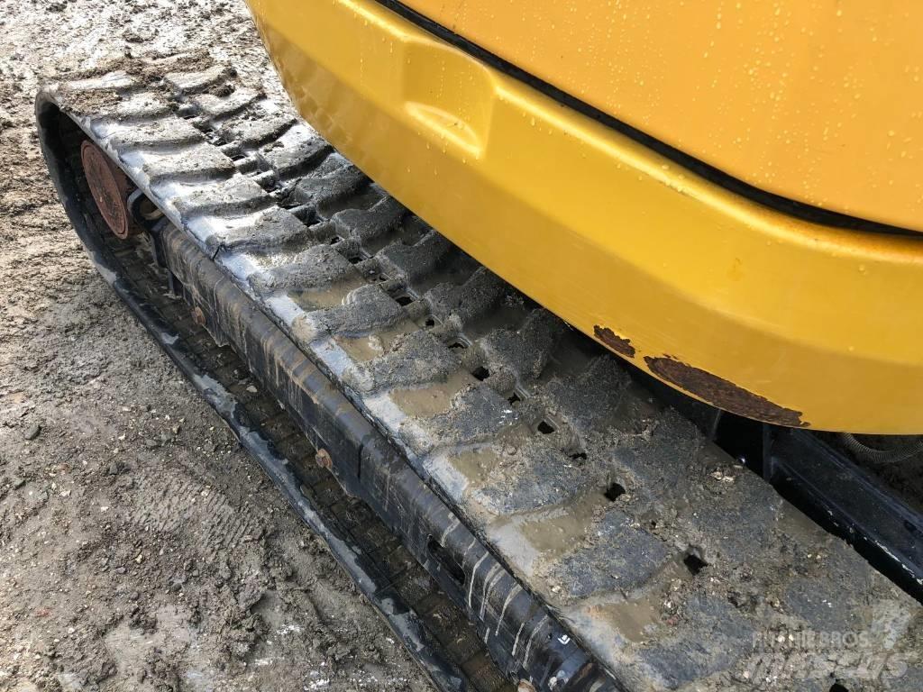 CAT 302.7 D Mini pelle < 7t