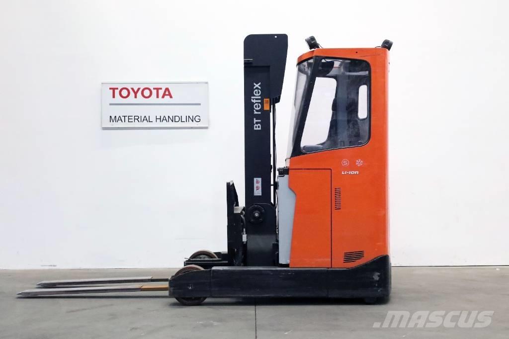 Toyota RRE200HECC Chariot à mât rétractable