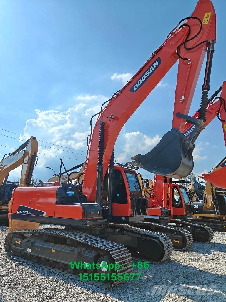 Doosan 225 LCA Pelle sur chenilles