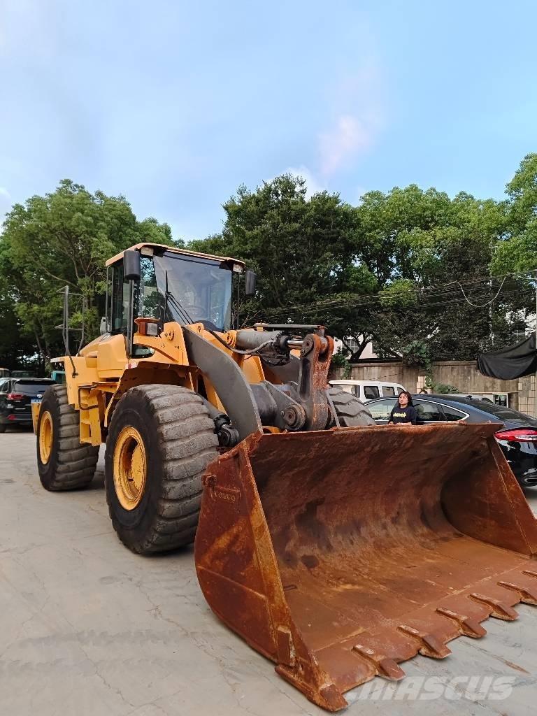 Volvo L 120 Chargeuse sur pneus