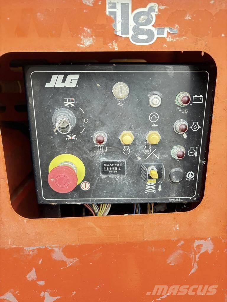 JLG 260 mrt Nacelle ciseaux