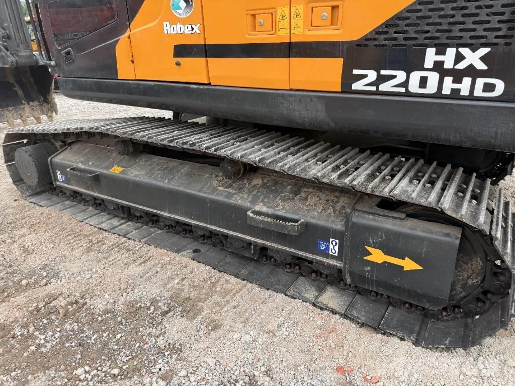 Hyundai HX 220 Pelle sur chenilles
