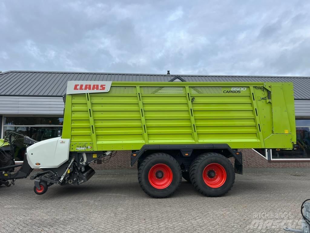 CLAAS Cargos 8500 Remorque autochargeuse