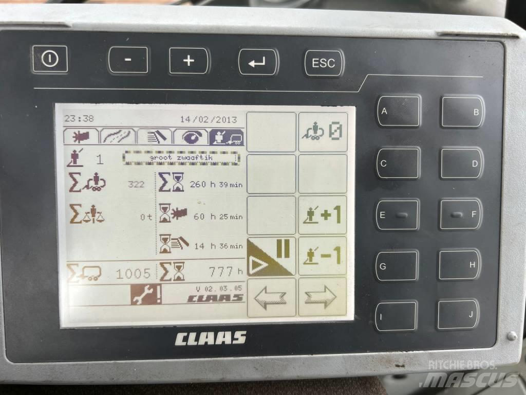 CLAAS Cargos 8500 Remorque autochargeuse