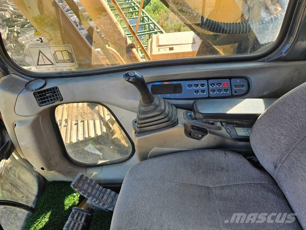 CASE CX 210 C Pelle sur chenilles