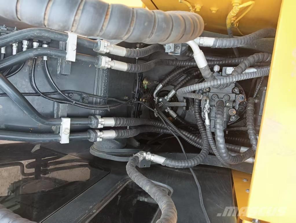 Hyundai 220 LC-9S Pelle sur chenilles