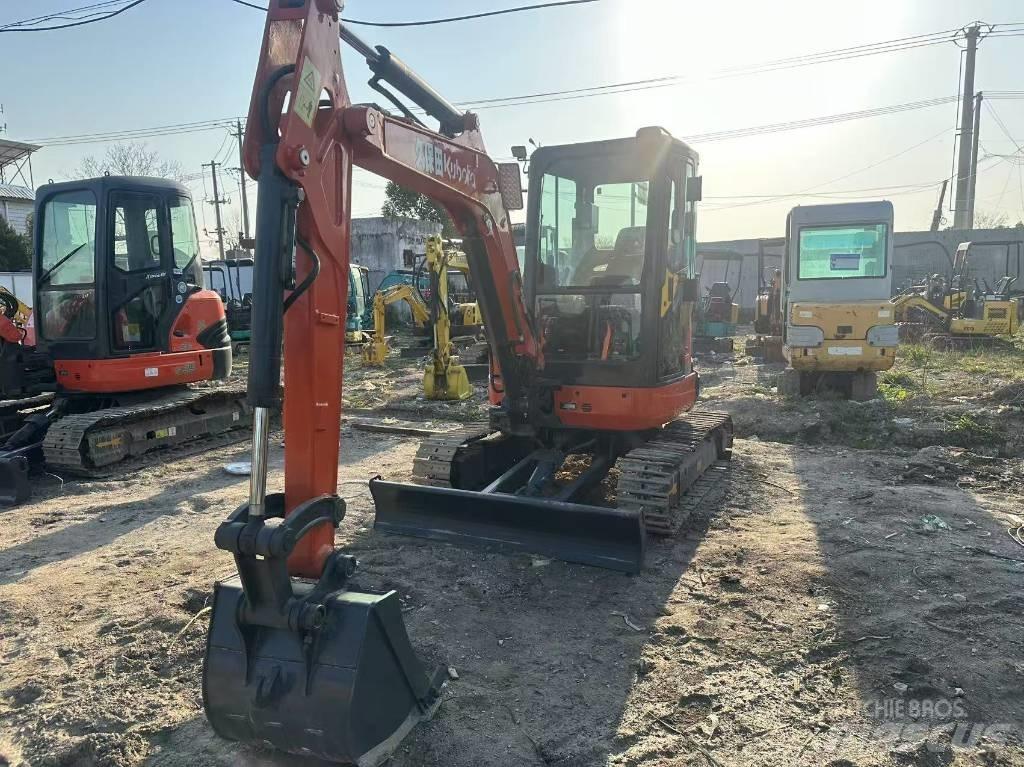 Kubota U 35 Mini pelle < 7t