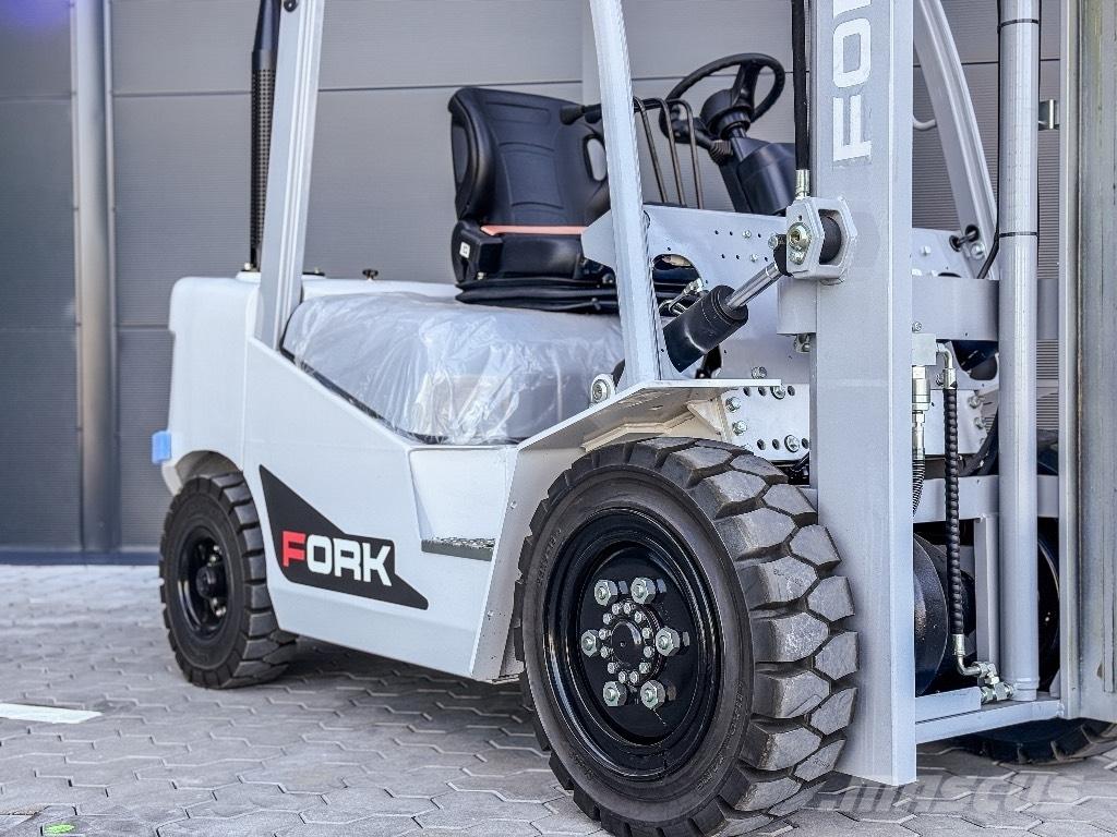 Fork LK30d-30 Chariots diesel