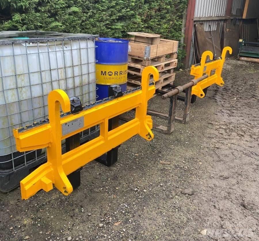 JCB PALLET FORKS Autres équipements de chargement et de levage
