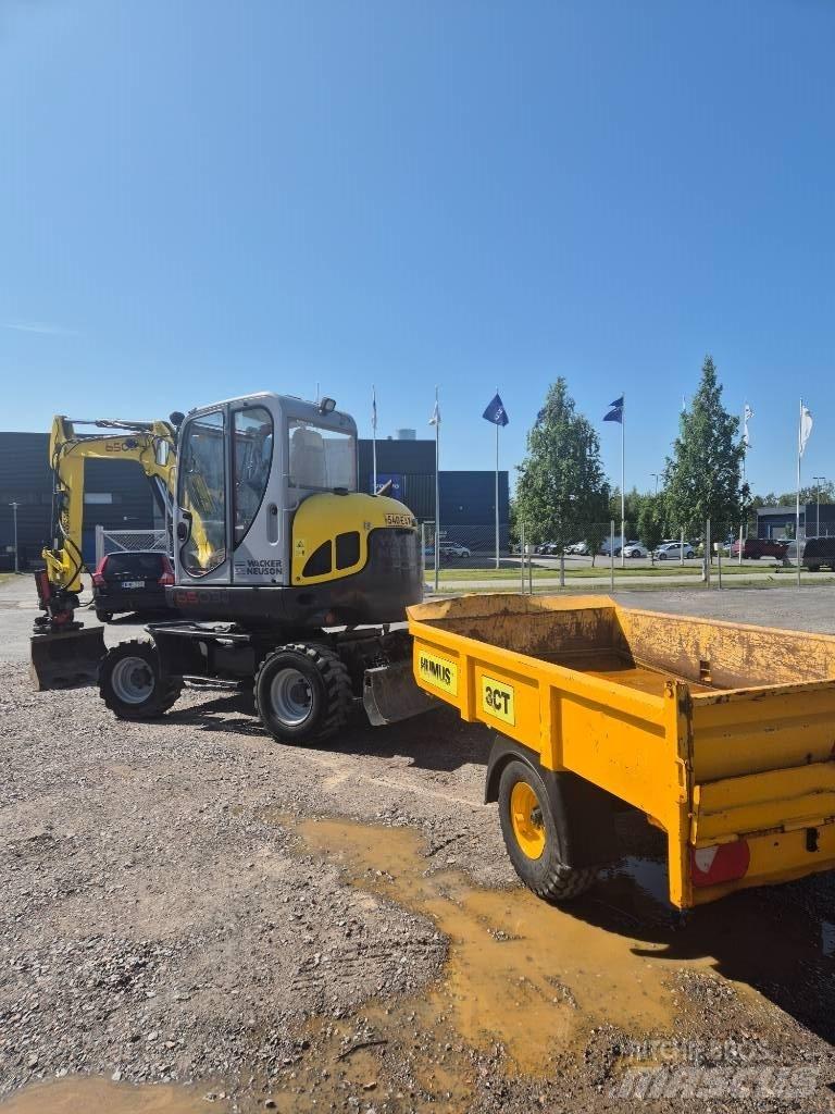 Wacker Neuson 6503 Pelle sur pneus