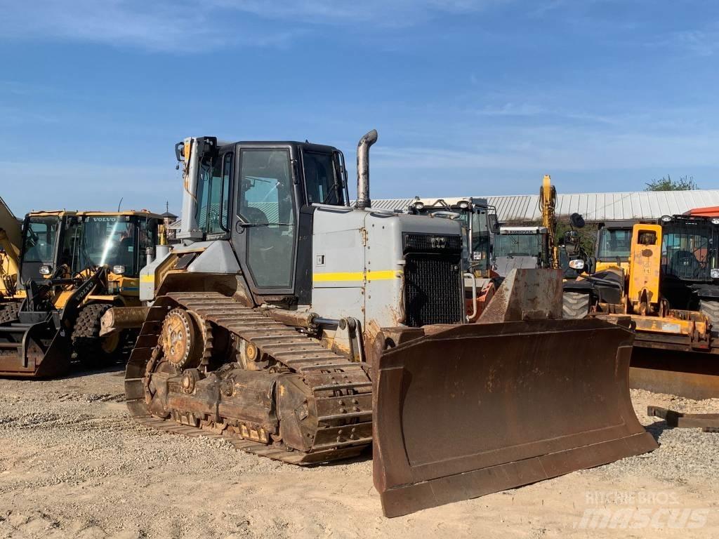 CAT D 6 N Bouteurs sur chenilles